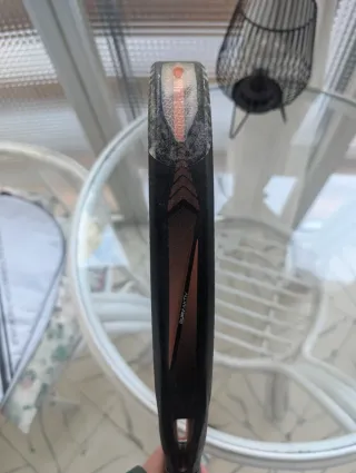 Pala Bullpadel Vertex 04 2025