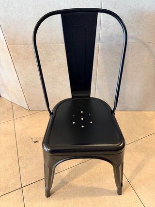 Sillas metálicas estilo industrial