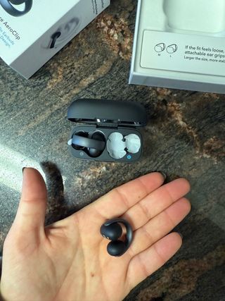 Auriculares Inalámbricos AeroClip Negros