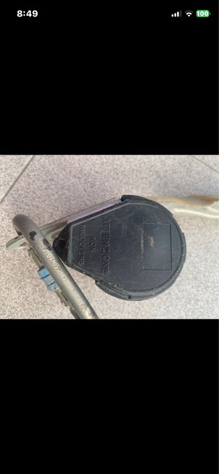 Arnés anticaídas y retráctil