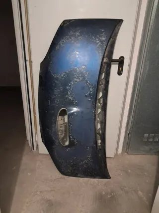 Capó Mitsubishi Space Gear sg1