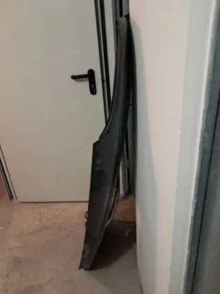 Capó Mitsubishi Space Gear sg1