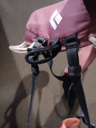 Arnés Black Diamond Momentum TalXS bolsa magnesio