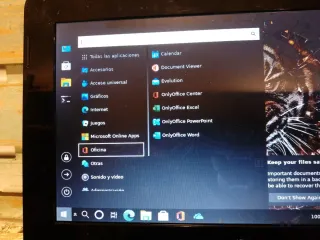 HP MINI-SSD M2 24GB-RAM 2GB-LED 10"- WINLINUX
