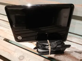 HP MINI-SSD M2 24GB-RAM 2GB-LED 10"- WINLINUX