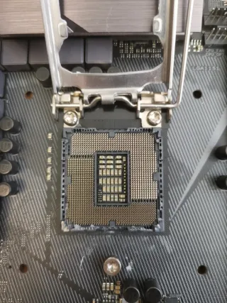 Scheda Madre Asus Strix Z270E Gaming Difettosa