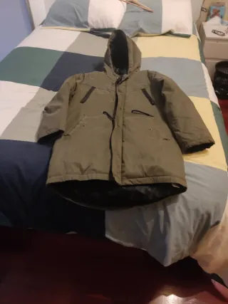 Chaquetón niño Talla 12 verde oscuro