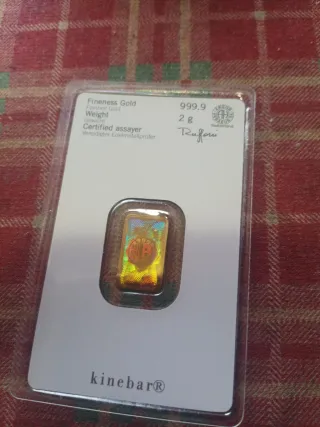 Moneda de oro con estuche regreso del futuro