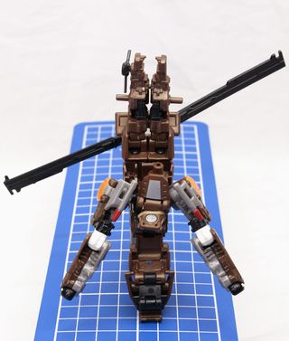 78981 Transformers Dark Side Of The Moon Whirl 010