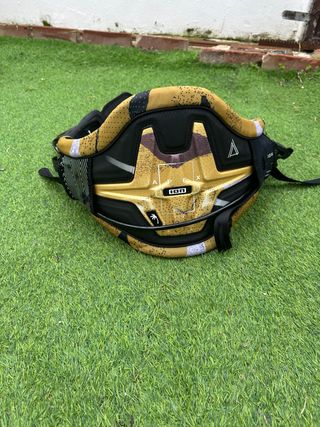 Arnés ION Apex 2024 como nuevo