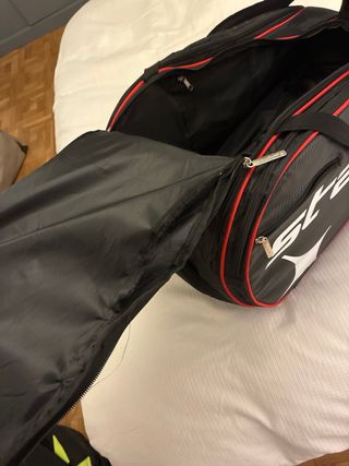 Paletero Starvie Padel Negro y Rojo