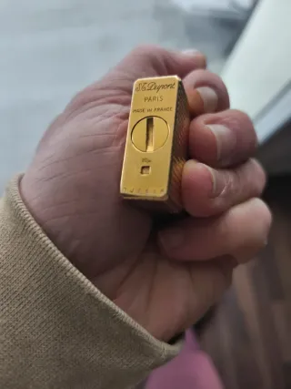 Mechero ST DUPONT Oro