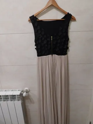 Vestido largo negro y beige