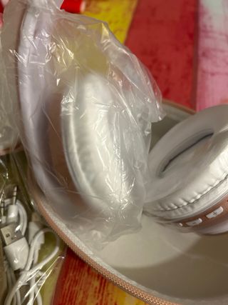 Cascos Inalámbricos Rose Gold y Blanco