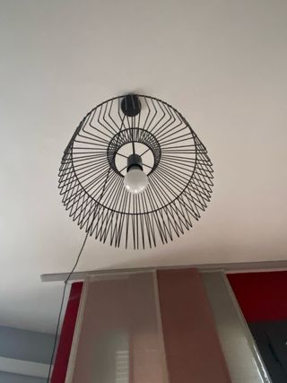 Lámpara de forja negra