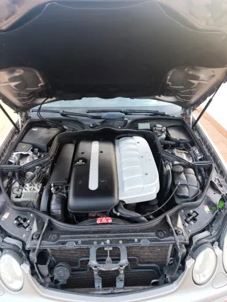 Mercedes-Benz Clase E 2004