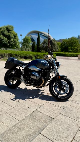BMW R nineT 2023 - 2.700km - IVA Deducible