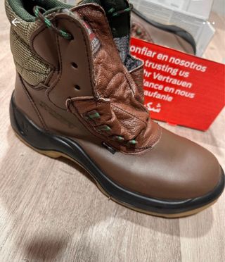 Botas de seguridad PANTER Voltio SBP