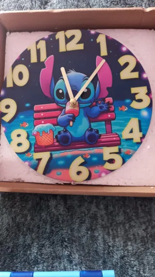 Lote Stitch: Relógio, Mala, Garrafa e Mais