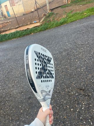 Pala de pádel NOX 2026 Tapia Diamante