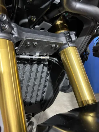 Placa Adaptadora Guardabarros Alto Voge 800 Rally