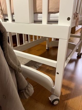 Minicuna bebé blanca