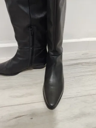 Botas altas piel negras talla 40