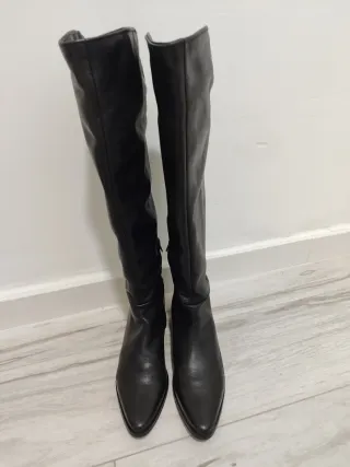 Botas altas piel negras talla 40