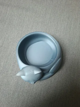 Ciotola gatto dormiente in plastica