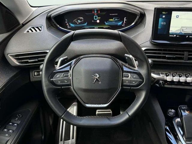 Peugeot 3008 300 e-EAT8 Roadtrip