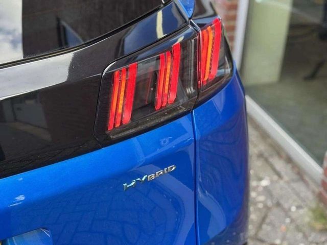 Peugeot 3008 300 e-EAT8 Roadtrip