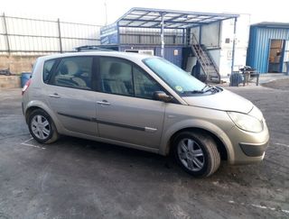 Piloto trasero 8200493374 renault scenic ii 525651