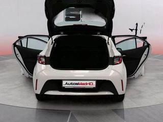 Toyota Corolla 1.8 125H BUSINESS PLUS E-CVT