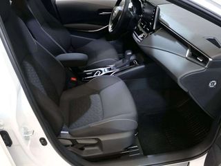 Toyota Corolla 1.8 125H BUSINESS PLUS E-CVT