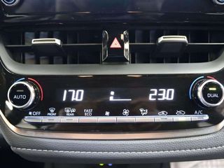 Toyota Corolla 1.8 125H BUSINESS PLUS E-CVT