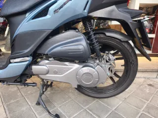 SYM SYMPHONY 125 SR IMPOLUTA