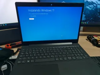 Portátil Lenovo V155-15API 20gb RAM