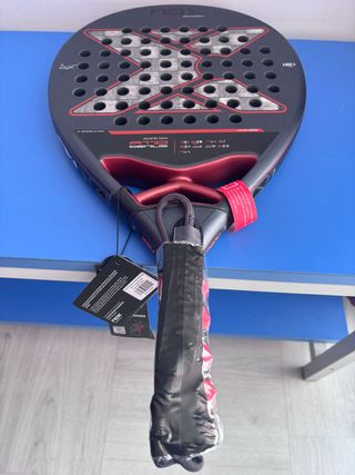 Pala NOX AT10 Genius 18K Alum Agustín Tapia