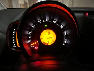 Toyota Aygo 1.0 70 x-play2021