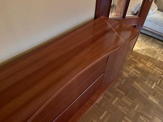 Cómoda cerezo madera. Perfecto estado