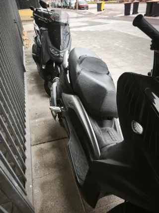 Moto TGB Scooter 2008 se vende o se  cambia 600€