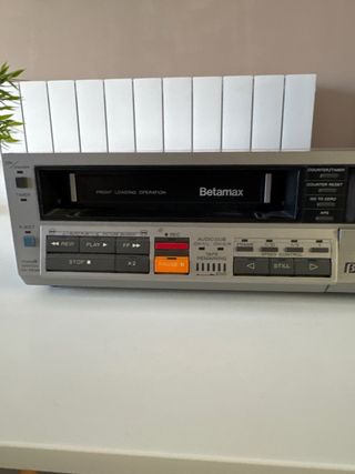 Sony Betamax SL-C9E Video Cassette Recorder