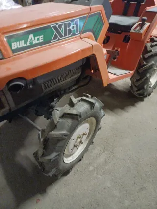 Mini tractor  kubota XB-1 BULACE