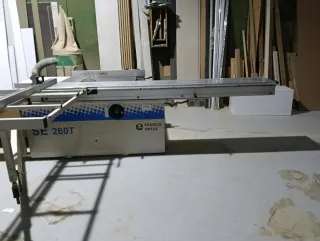 Escuadradora carpintería madera