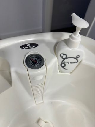 Bañera para bebé con soporte