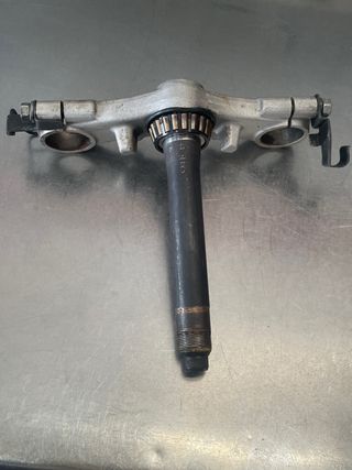 Tija Inferior Suzuki GS500 2007