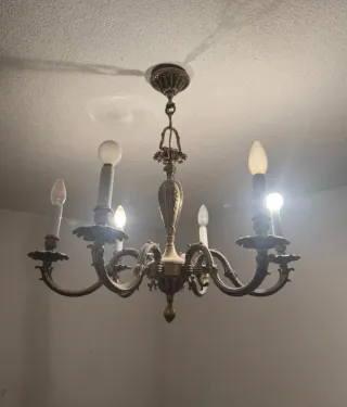 Lámpara de techo dorada de cobre