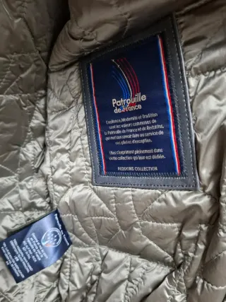 Cazadora de piel Redskins negra