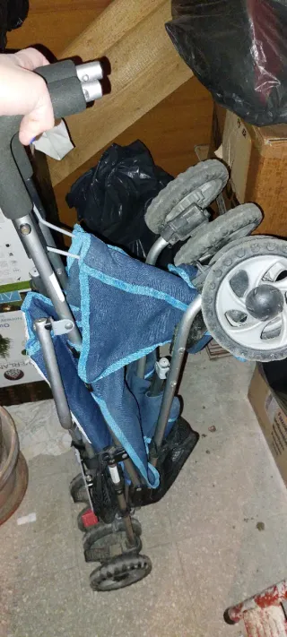 Passeggino leggero a ombrello