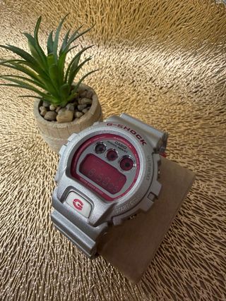 Reloj Casio G-Shock Plata y Rosa